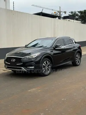 Infiniti QX30 2018 Black