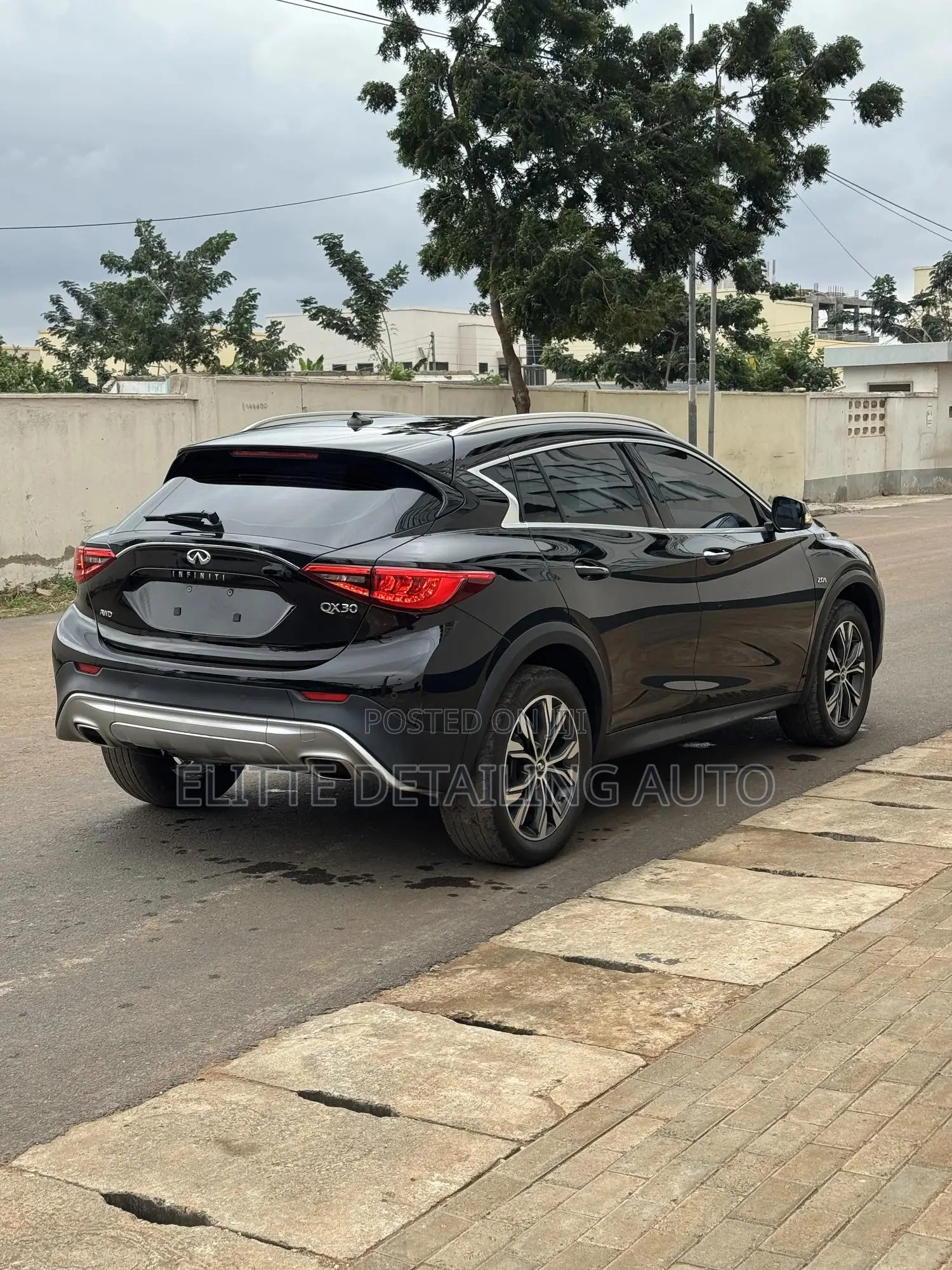 Infiniti QX30 2018 Black