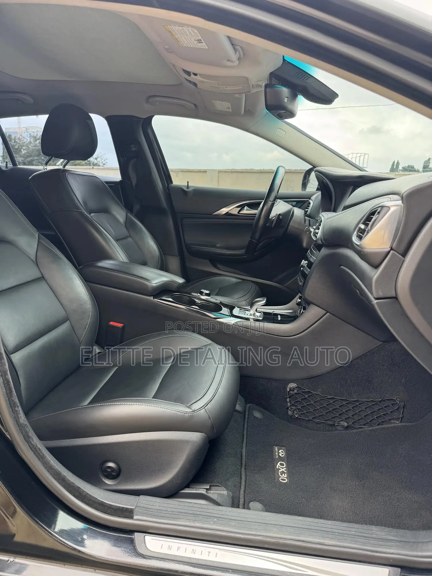 Infiniti QX30 2018 Black
