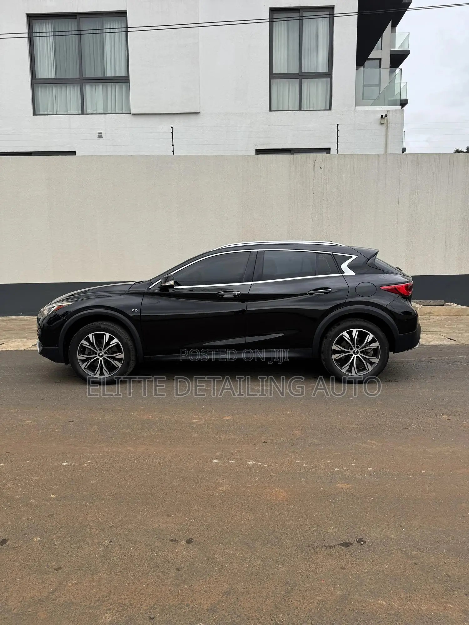 Infiniti QX30 2018 Black