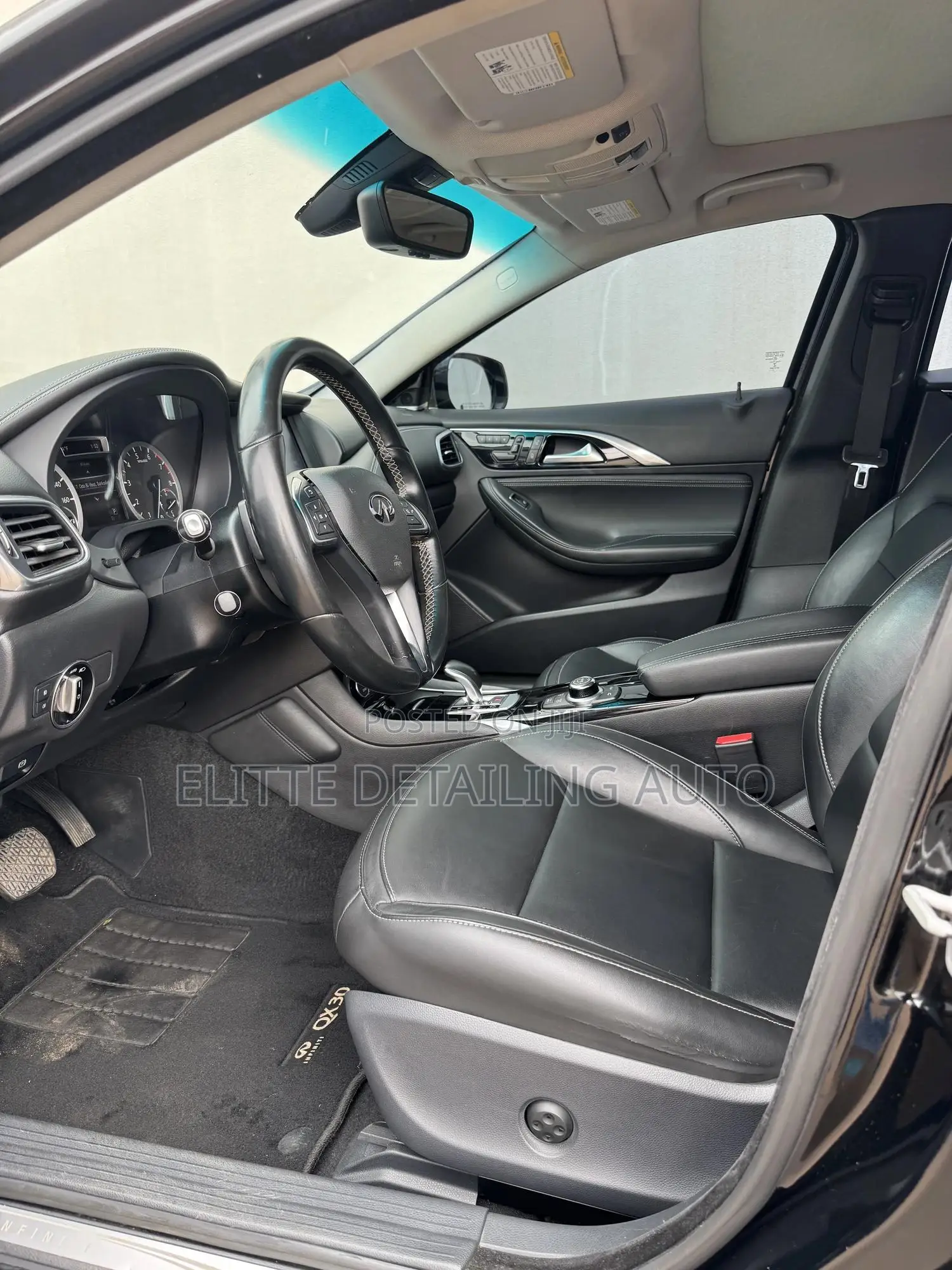 Infiniti QX30 2018 Black