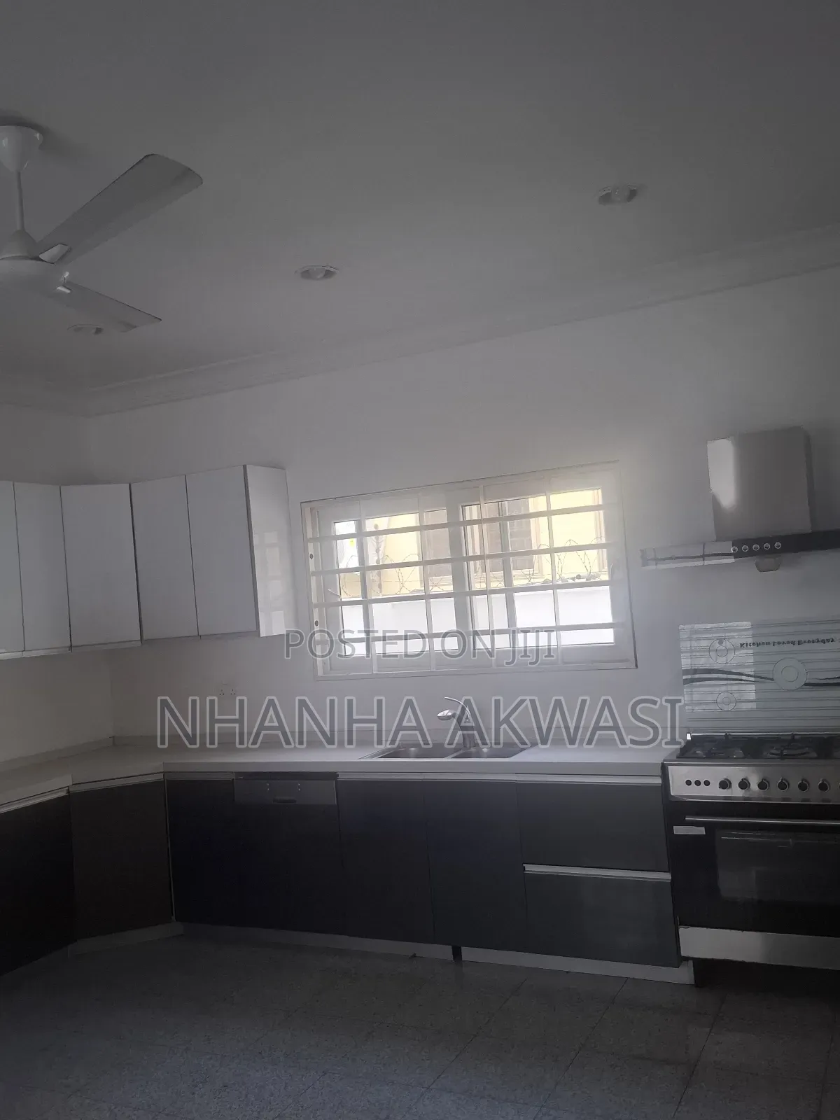 4bdrm House in Community 6, Tema Metropolitan for rent