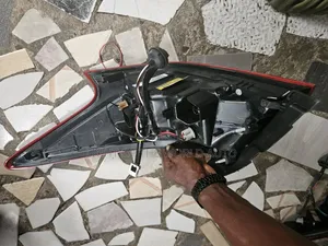 Altima 2018 Taillight Lift Side