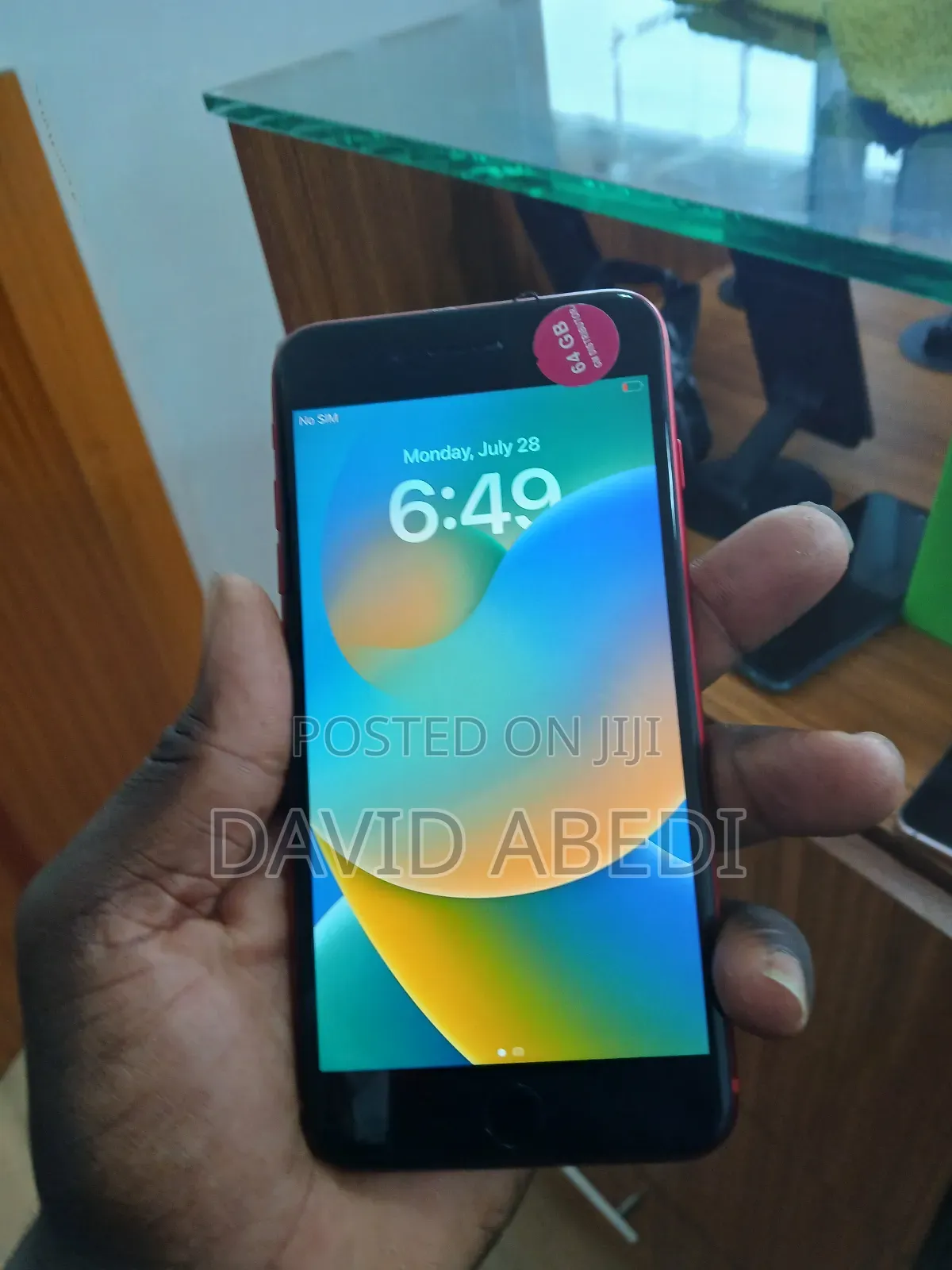 Apple iPhone 8 Plus 64 GB Red