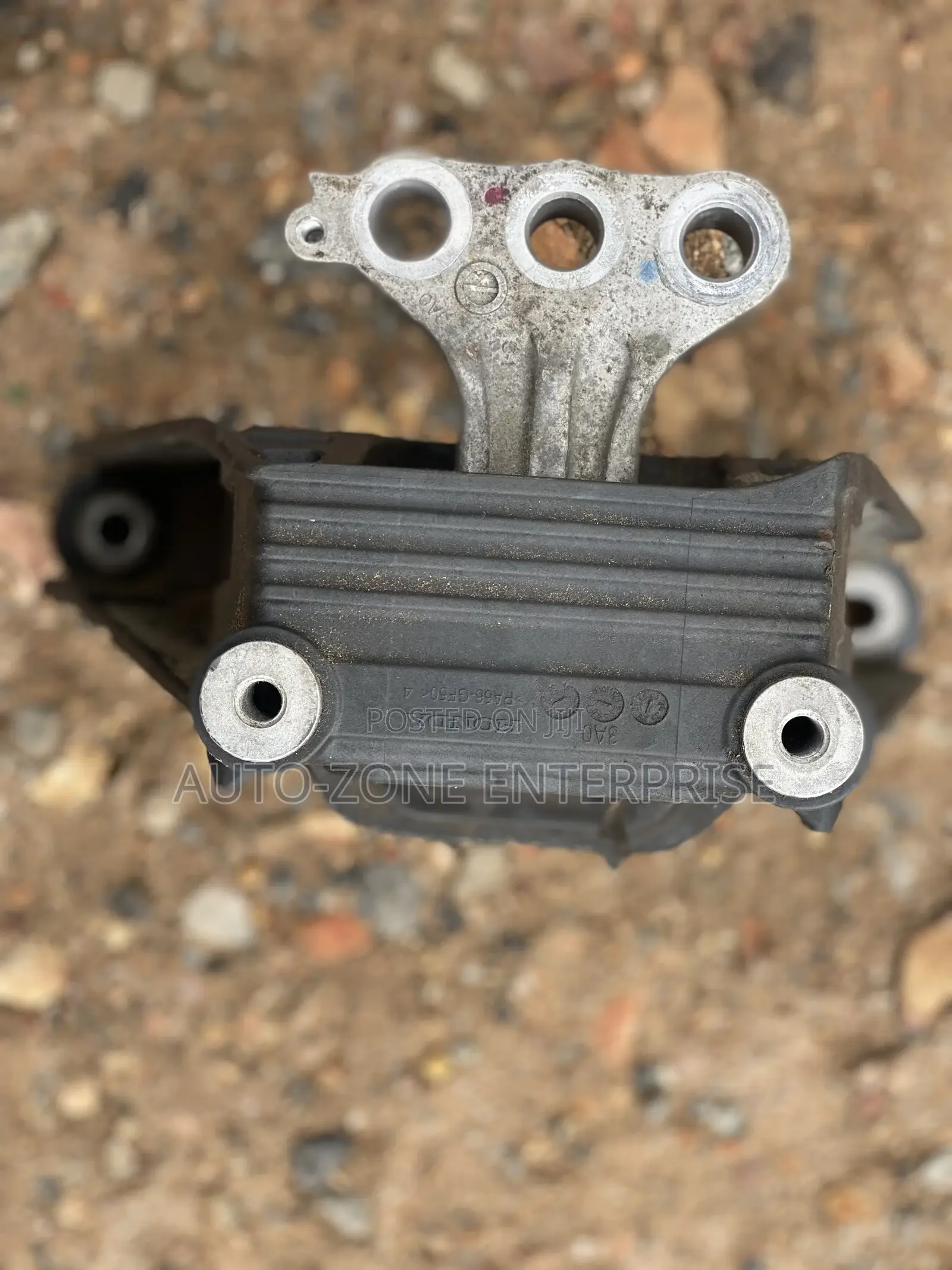 Honda CRV 2024 Engine Seat