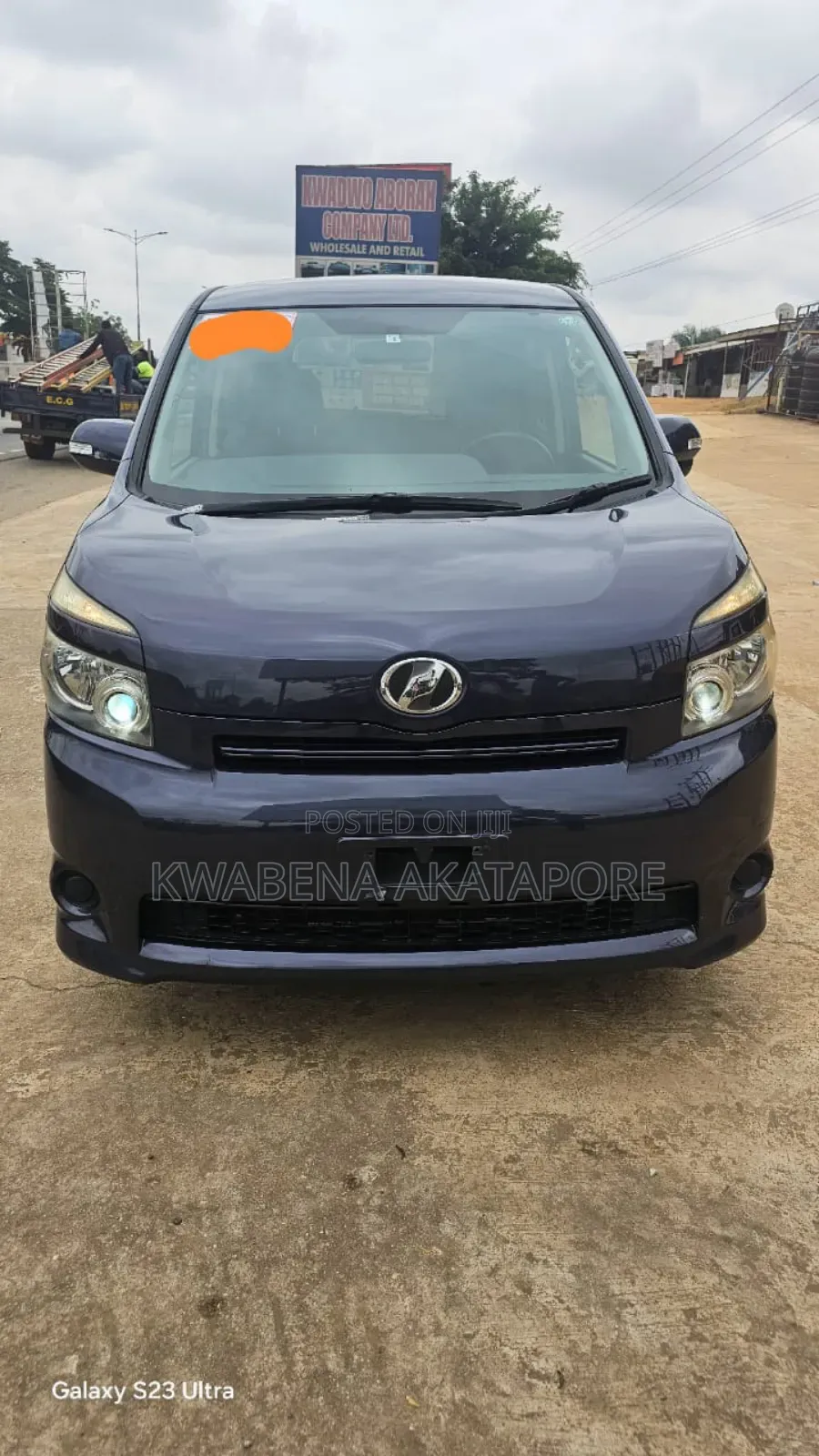 Toyota Voxy 2013 Black
