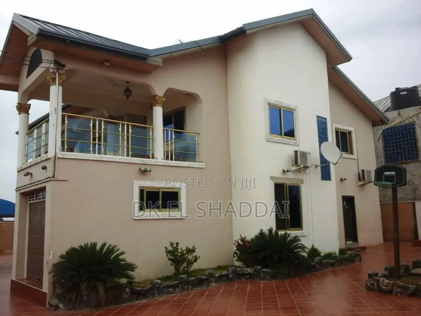 4bdrm House in Pokuase for sale