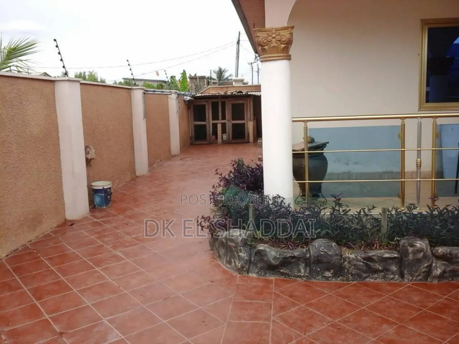 4bdrm House in Pokuase for sale
