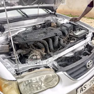 Toyota Corolla 1999 Silver