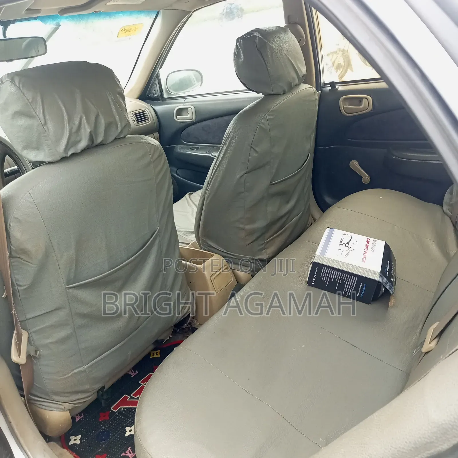 Toyota Corolla 1999 Silver