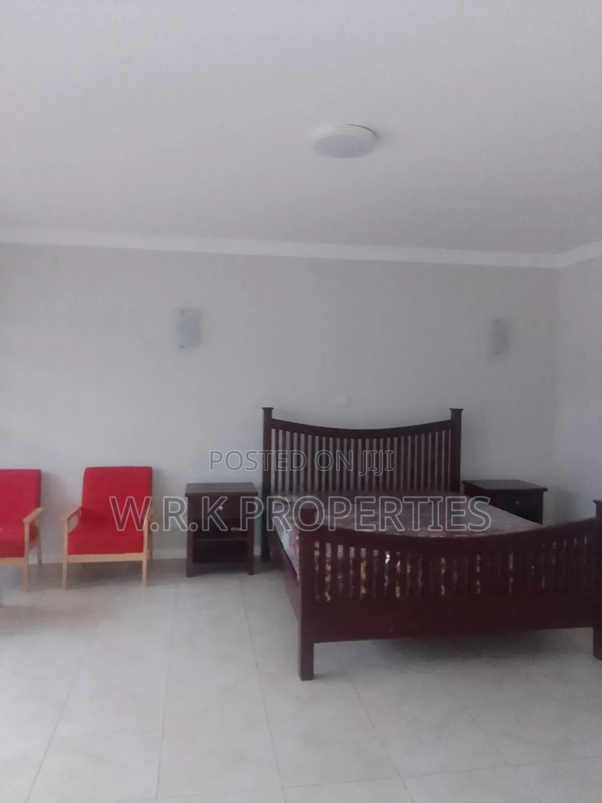 Furnished 3bdrm Townhouse / Terrace in Cantoment, Accra Metropolitan