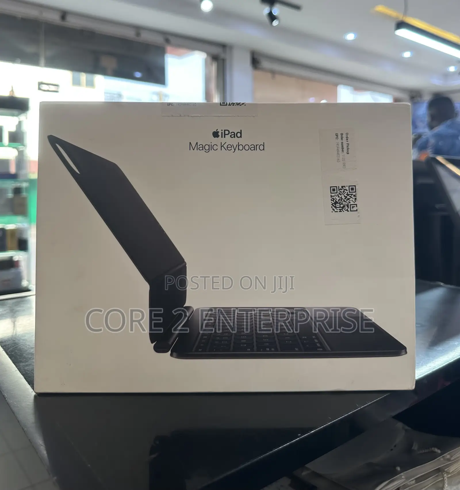 Apple iPad Magic Keyboard – 11-Inch