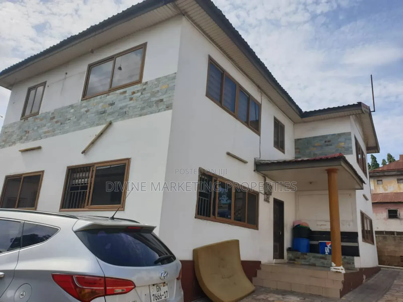 5bdrm House in Trust Towers, Asylum Down for sale