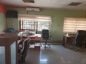 5bdrm House in Trust Towers, Asylum Down for sale