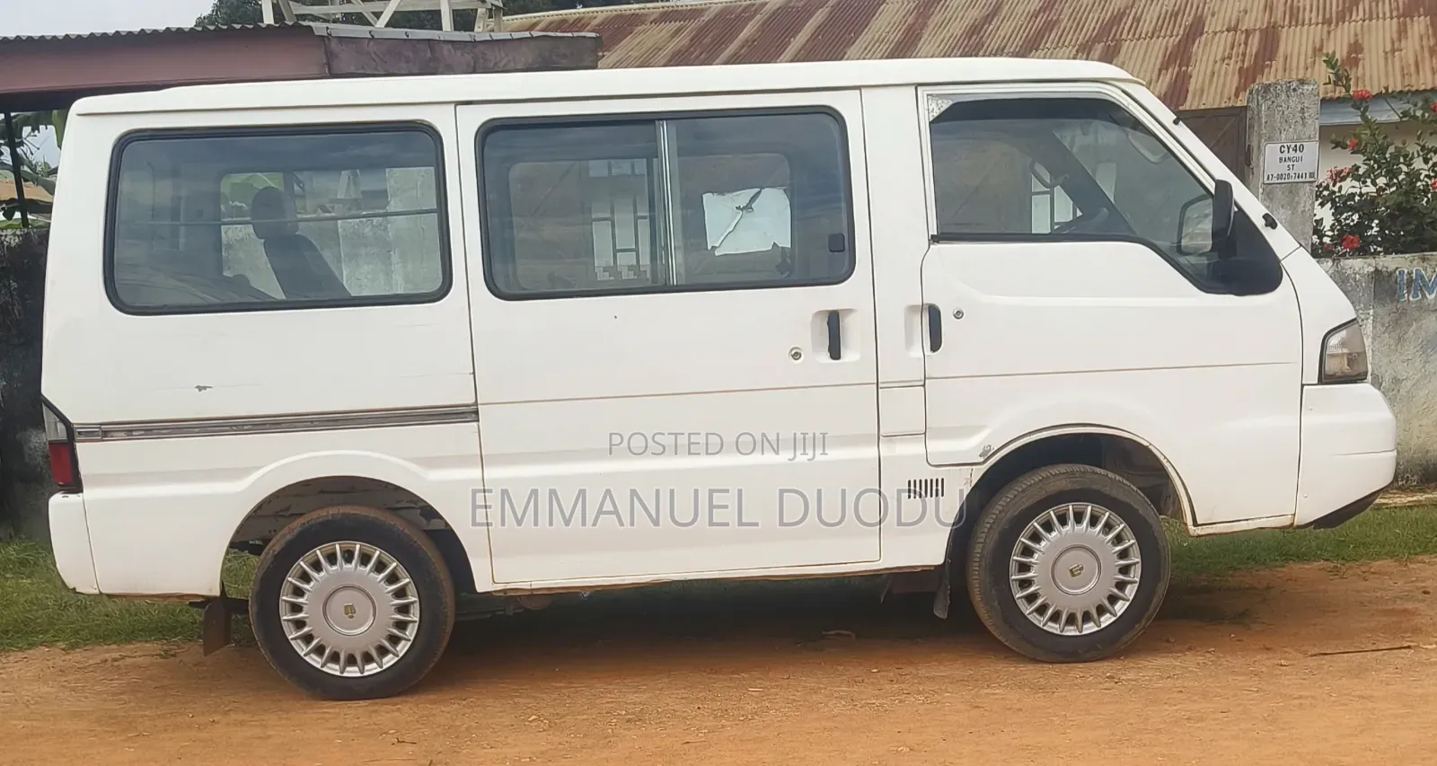 Mazda Bongo 2000 White