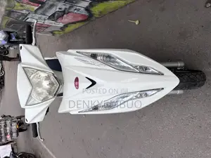Piaggio Scooter 2025 White