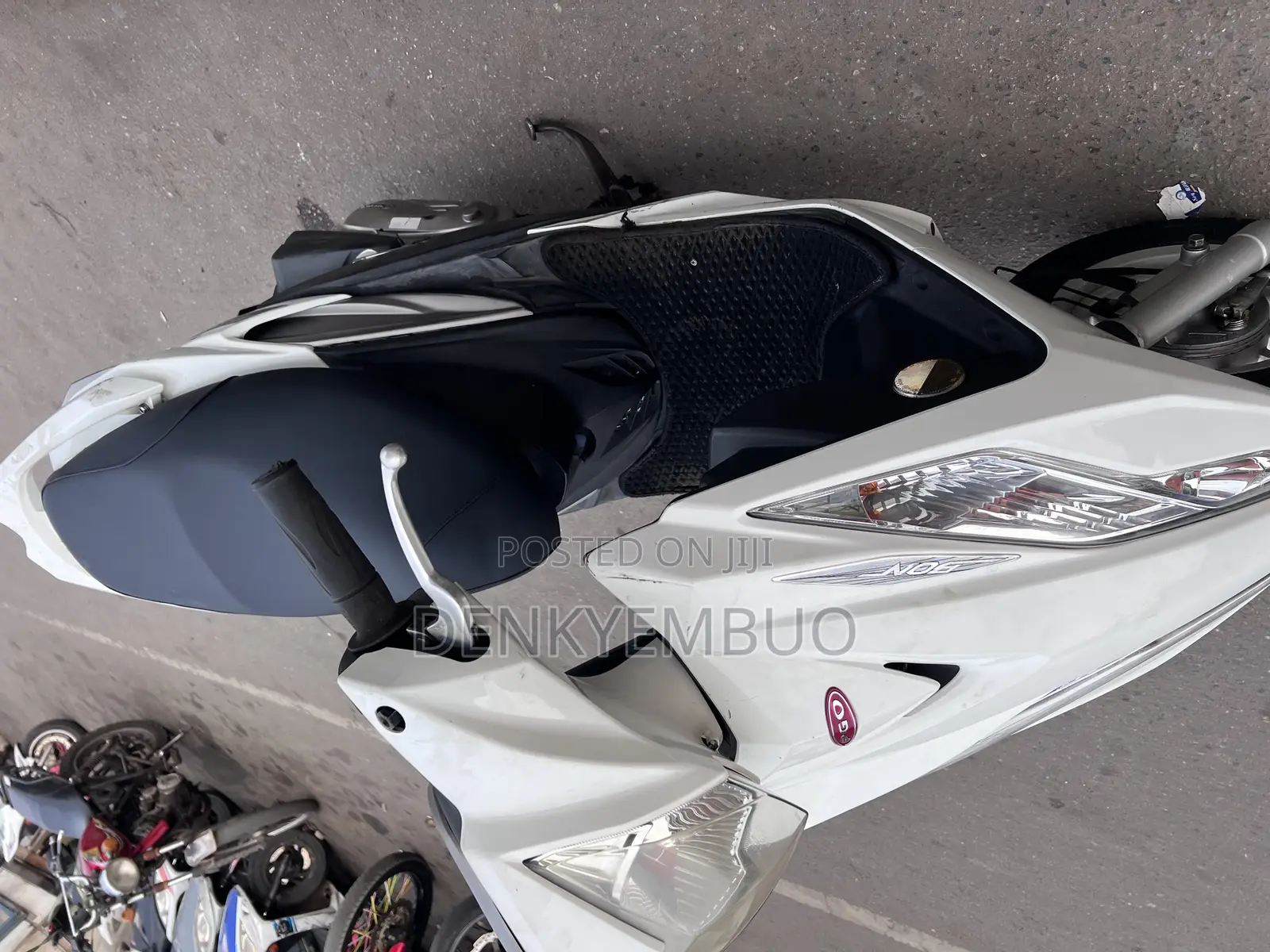 Piaggio Scooter 2025 White