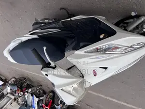Piaggio Scooter 2025 White