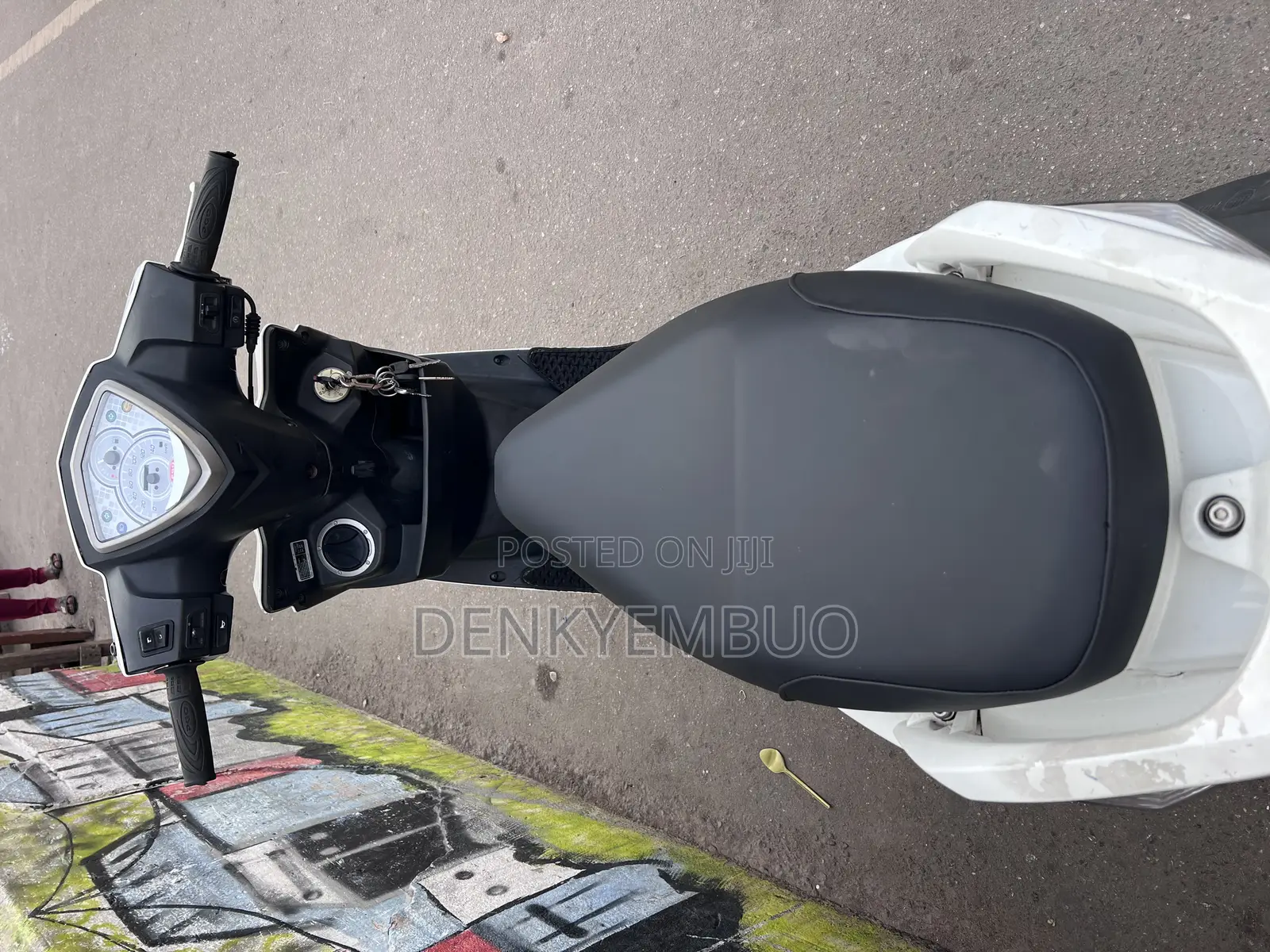 Piaggio Scooter 2025 White