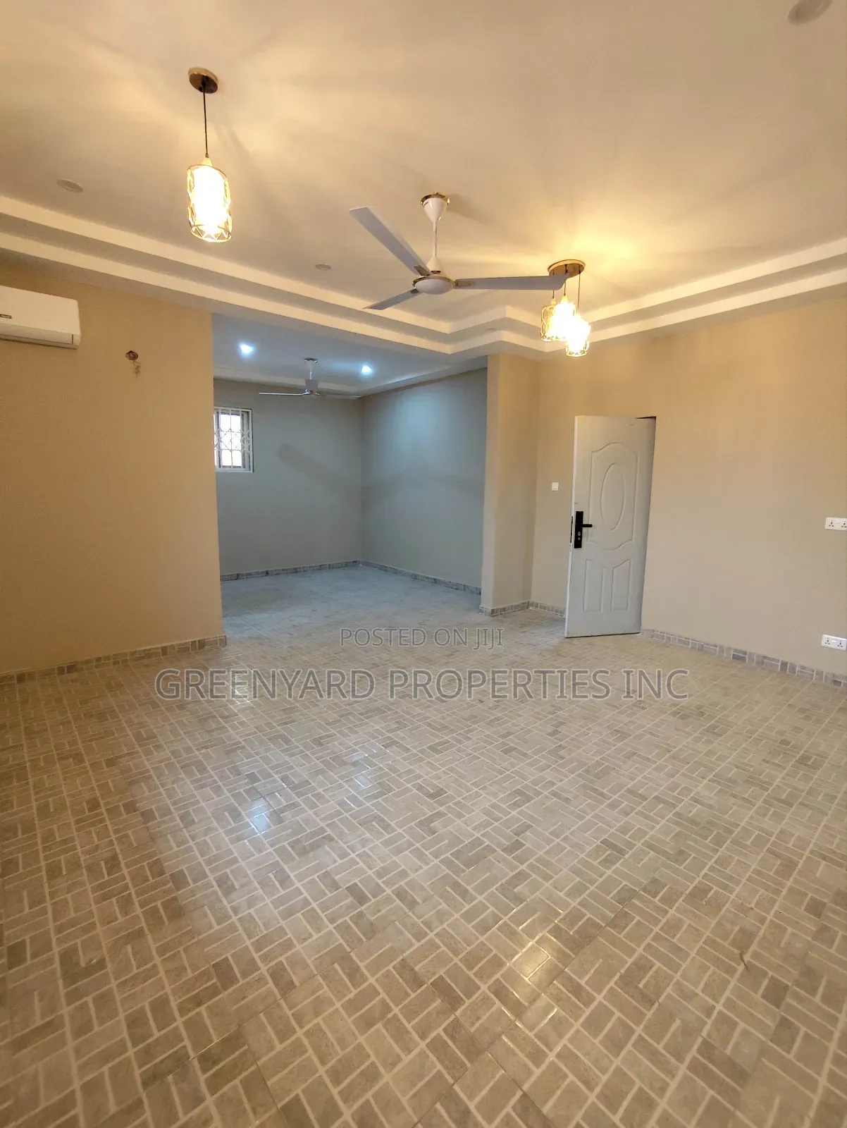 2bdrm Apartment in School Junction, Adjiriganor for rent