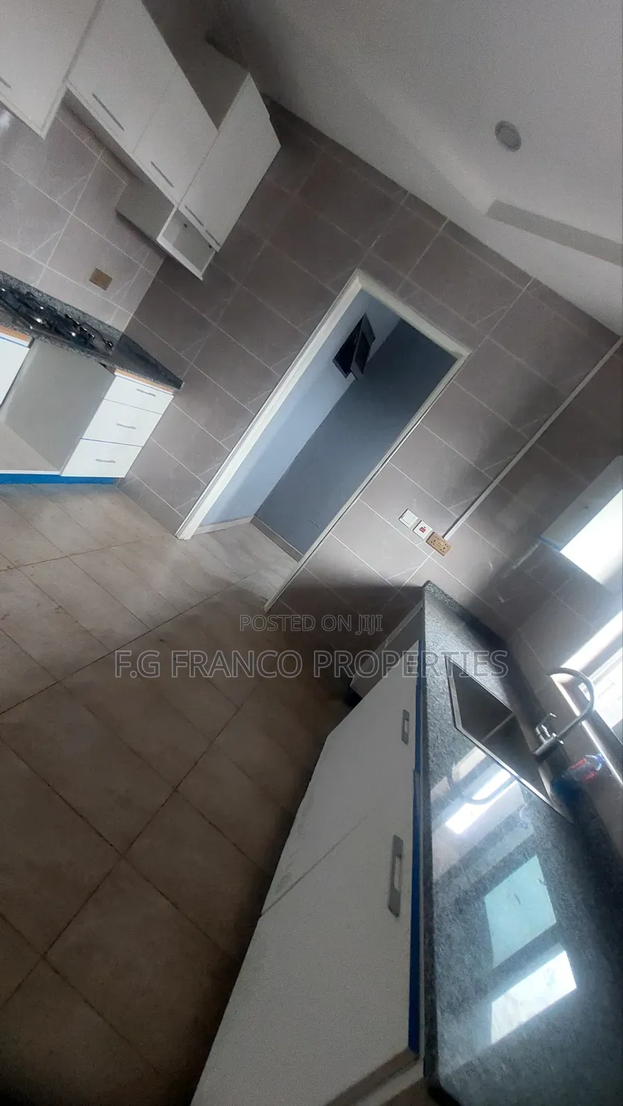 2bdrm Apartment in Kg.Franco Properties, Airport Residential Area