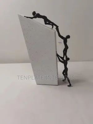Strong Together Sculpture (Teamwork)