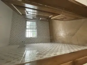 2bdrm Apartment in Mr Justice Estate, Bortiano for rent