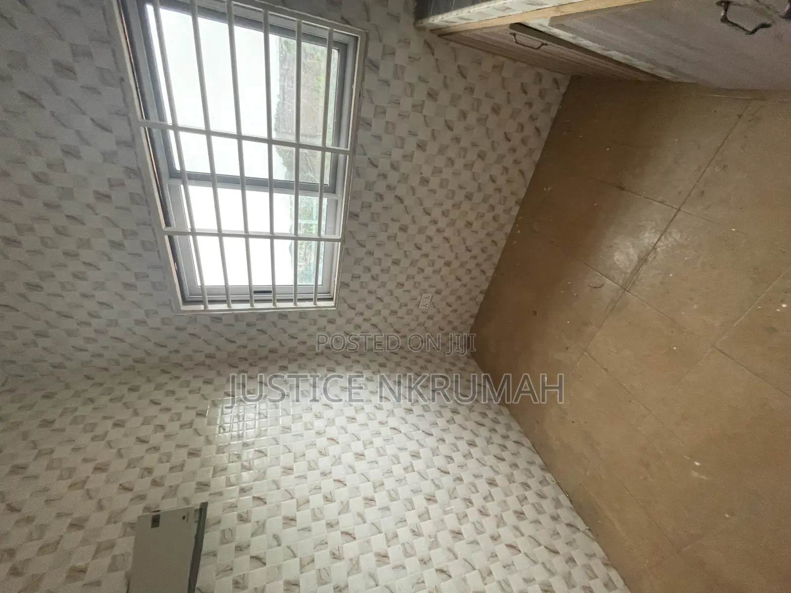 2bdrm Apartment in Mr Justice Estate, Bortiano for rent