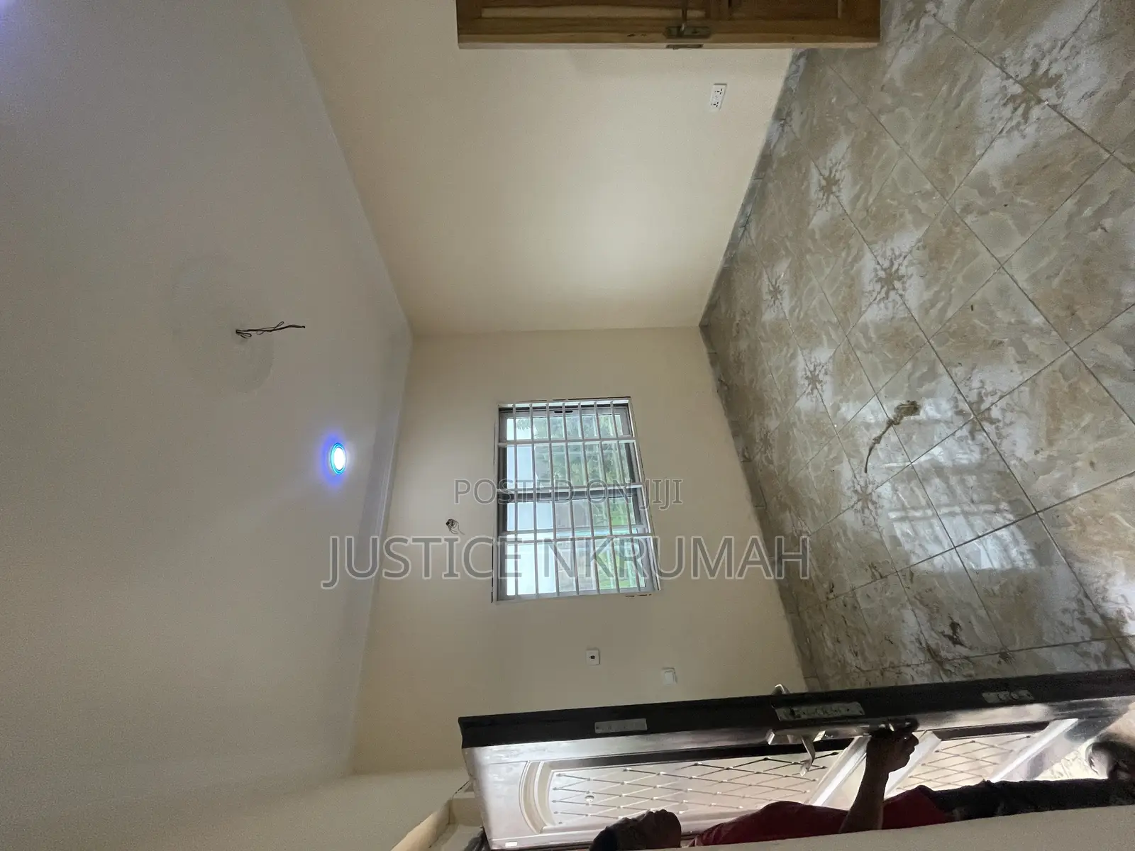 2bdrm Apartment in Mr Justice Estate, Bortiano for rent