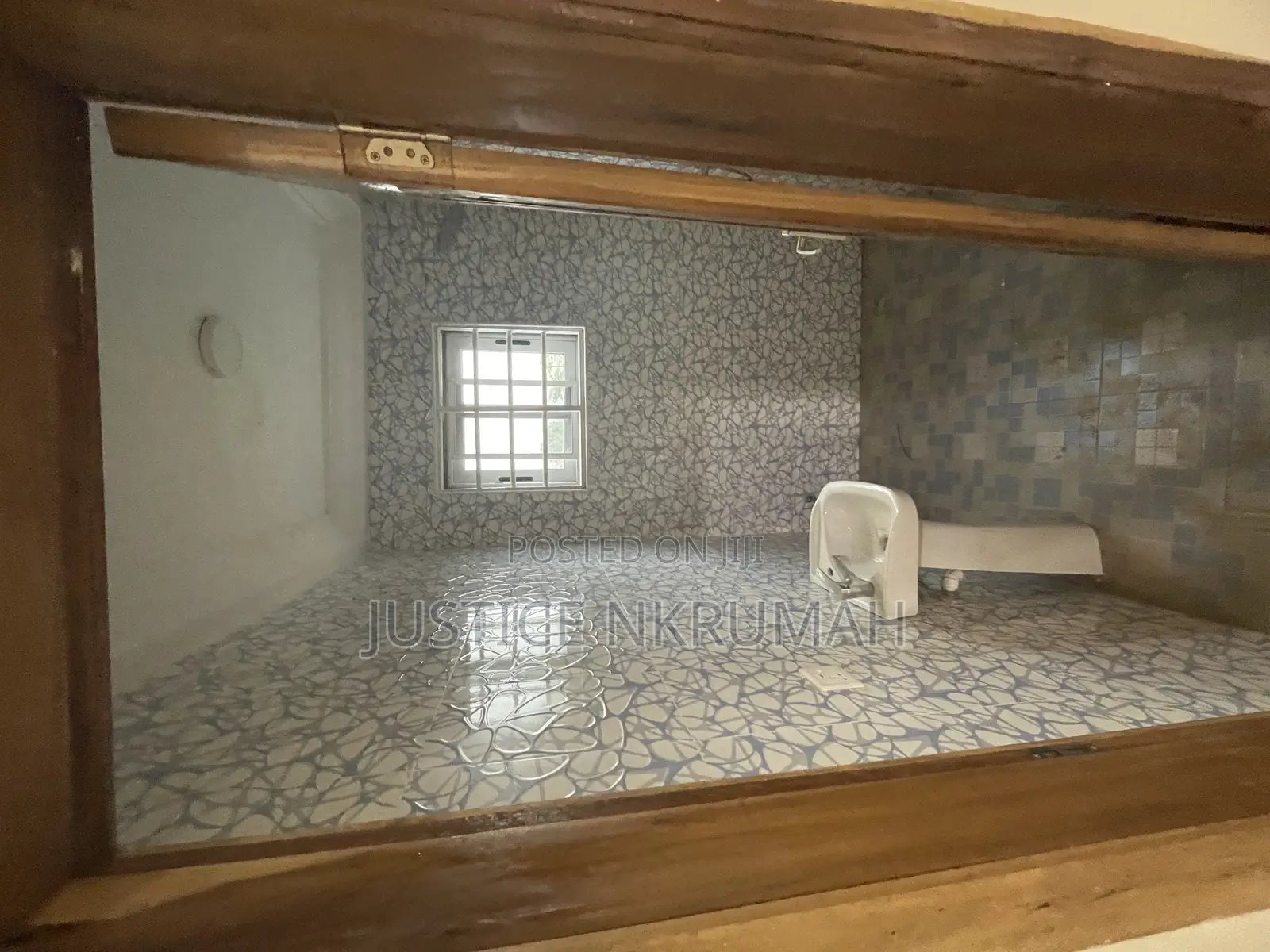 2bdrm Apartment in Mr Justice Estate, Bortiano for rent