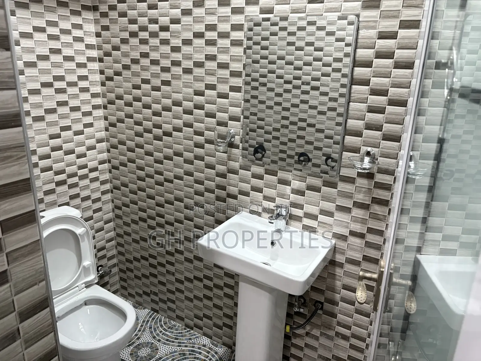 2bdrm Apartment in Daban New Site., Kumasi Metropolitan for rent