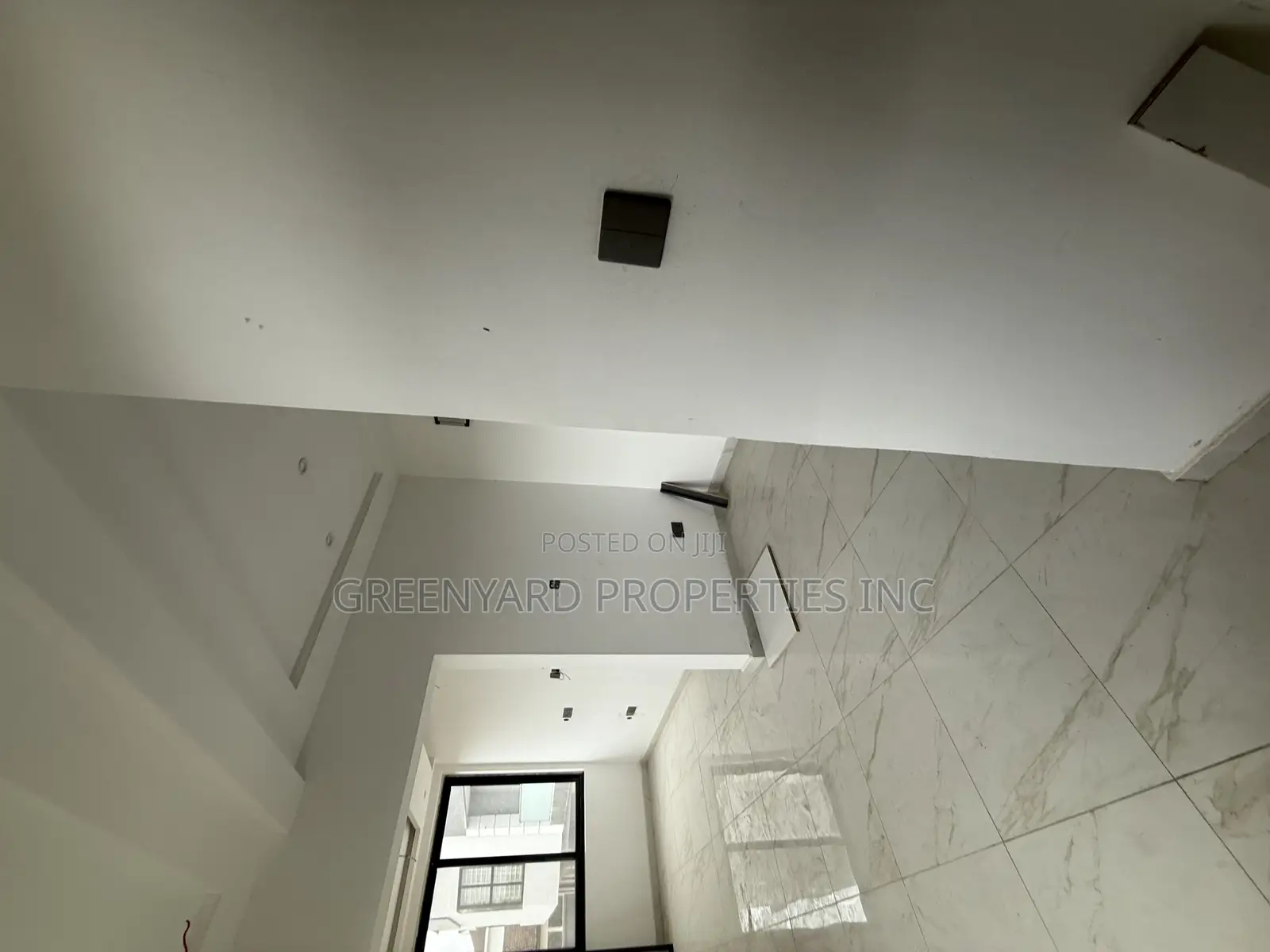 Furnished 4bdrm Apartment in Jubilee House, Airport Residential Area