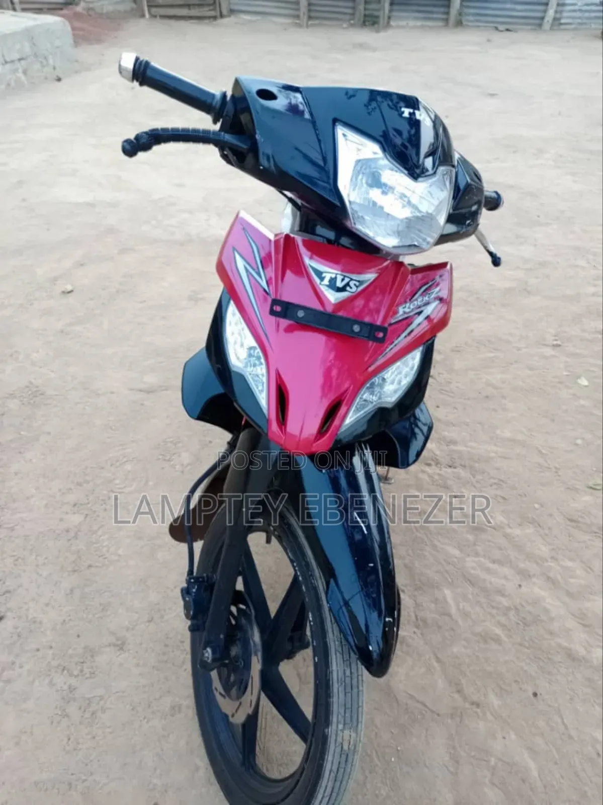 TVS HLX 125 2023 Red