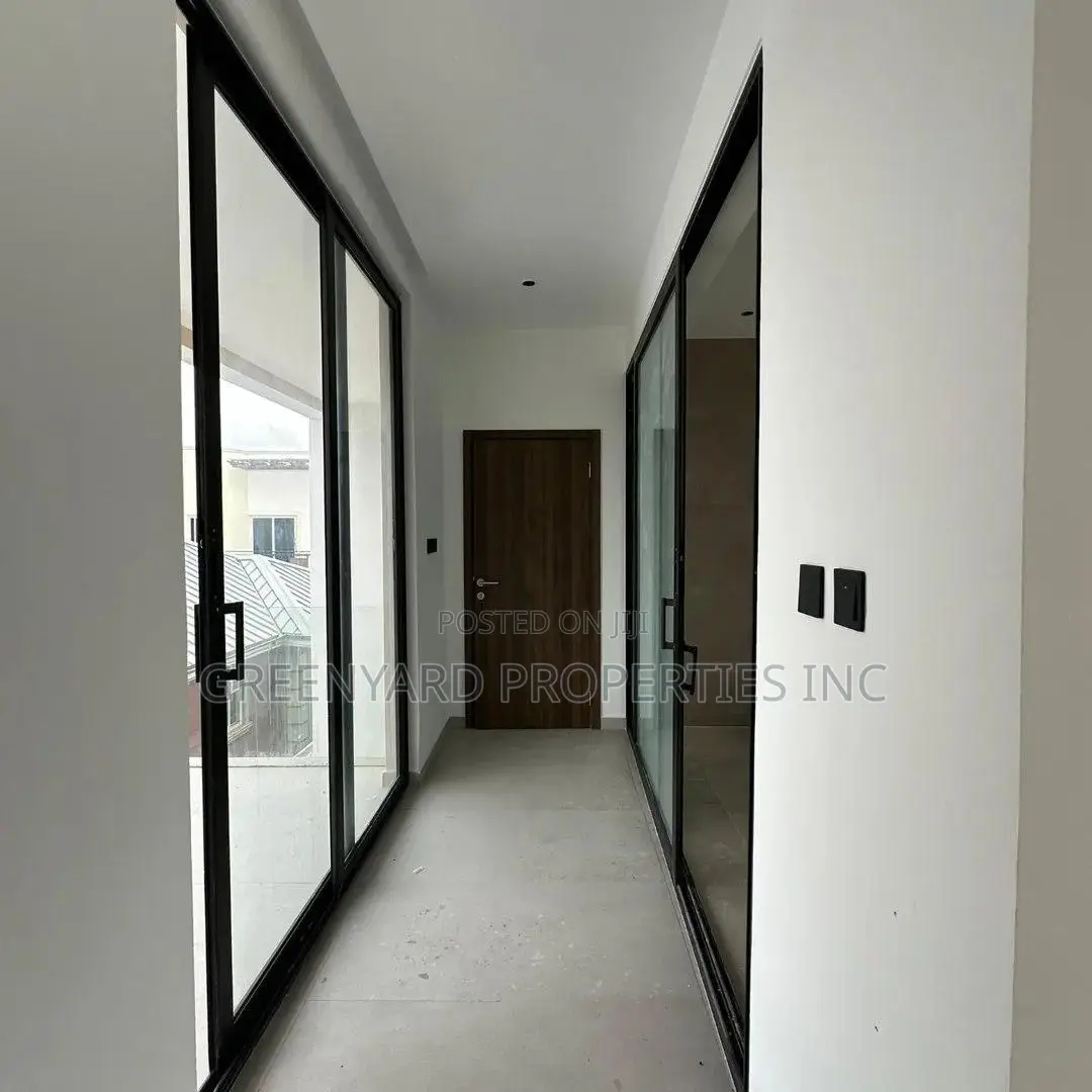 4bdrm House in Nanakrom, Ashaley Botwe for sale