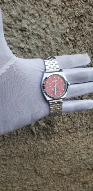 Nixon Watch