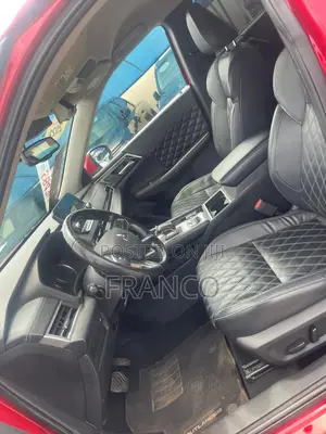 Mitsubishi Outlander SEL 2022 Red