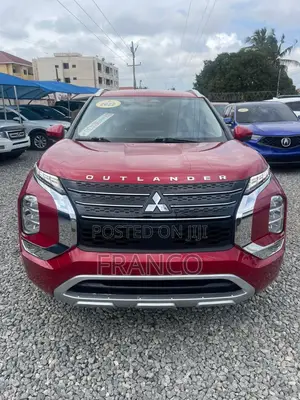 Mitsubishi Outlander SEL 2022 Red