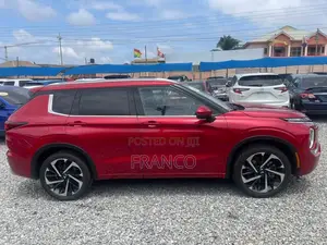 Mitsubishi Outlander SEL 2022 Red