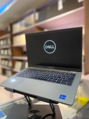 Photo - Laptop Dell Latitude 5420 16GB Intel Core i7 SSD 256GB