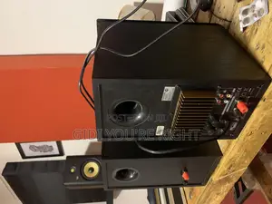 Microlab 6” Active Studio Monitors (220v) Gh2450