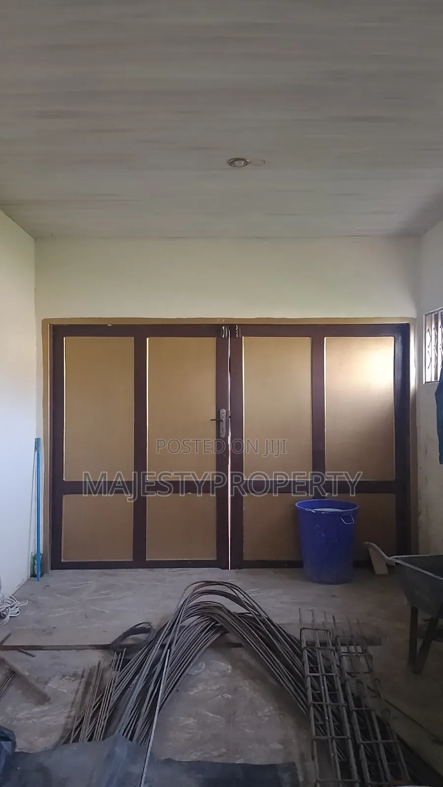 3bdrm House in Ashaley Botwe, School Junction for rent