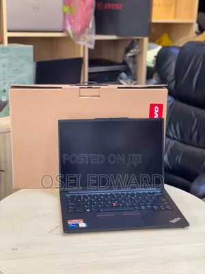 Laptop Lenovo ThinkPad E14 G5 24GB Intel Core I5 HDD+SSD 256GB