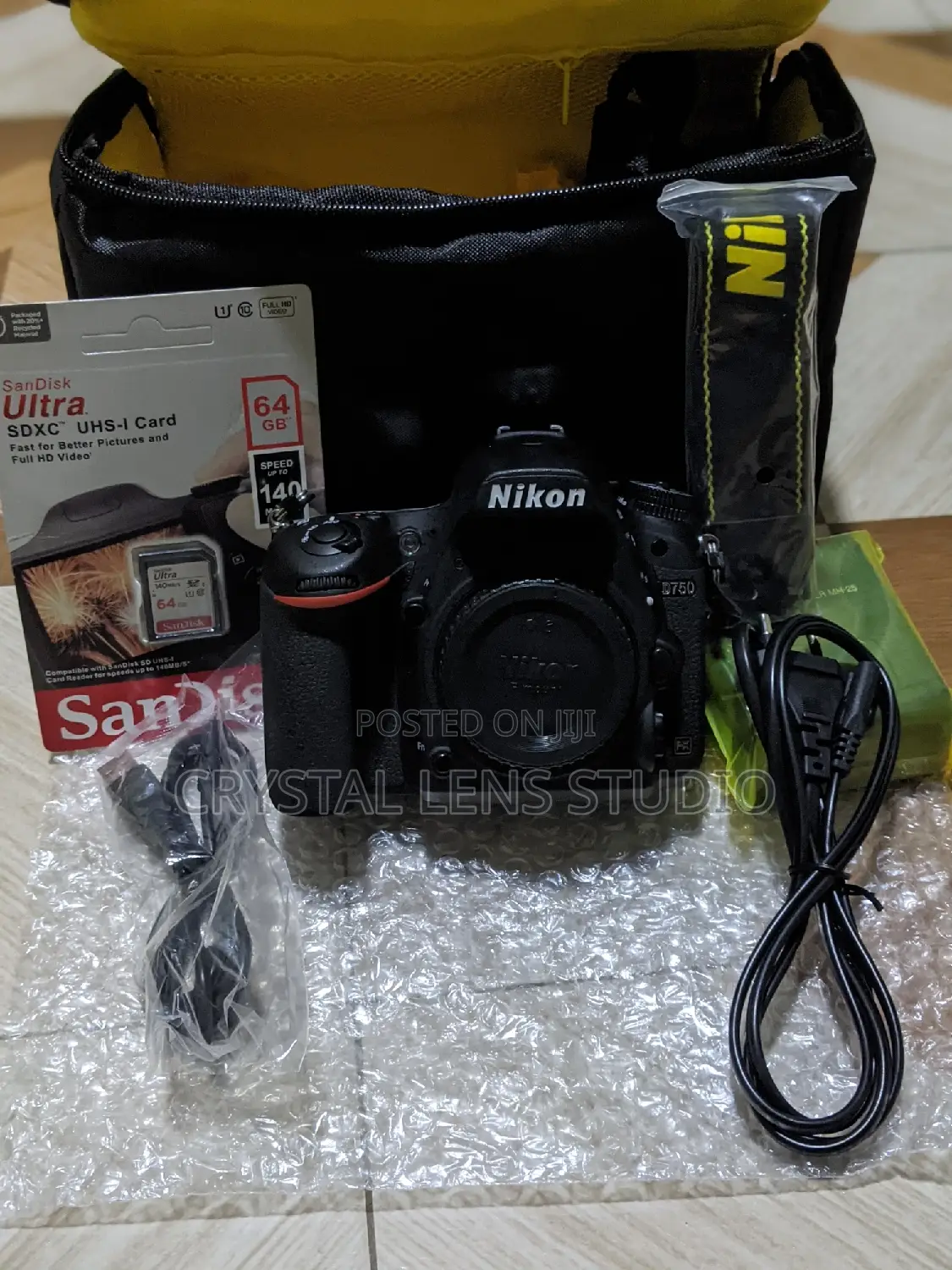 99% New Nikon D750