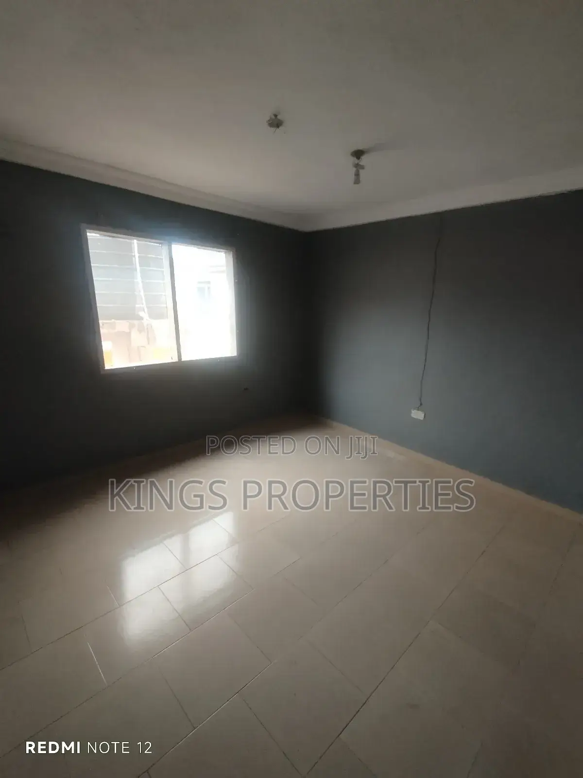 2bdrm Apartment in West Hills Mall Area for rent