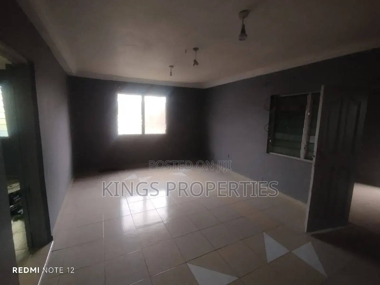 2bdrm Apartment in West Hills Mall Area for rent
