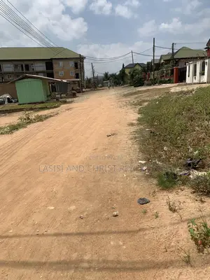 5bdrm Apartment in Lasisi And Christ, Amasaman for sale