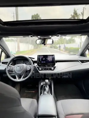 Toyota Corolla 2024 Gray