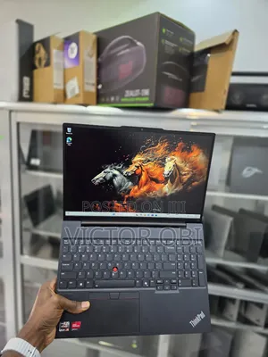 Laptop Lenovo Thinkpad E16 G1 16GB AMD Ryzen 5 SSD 512GB