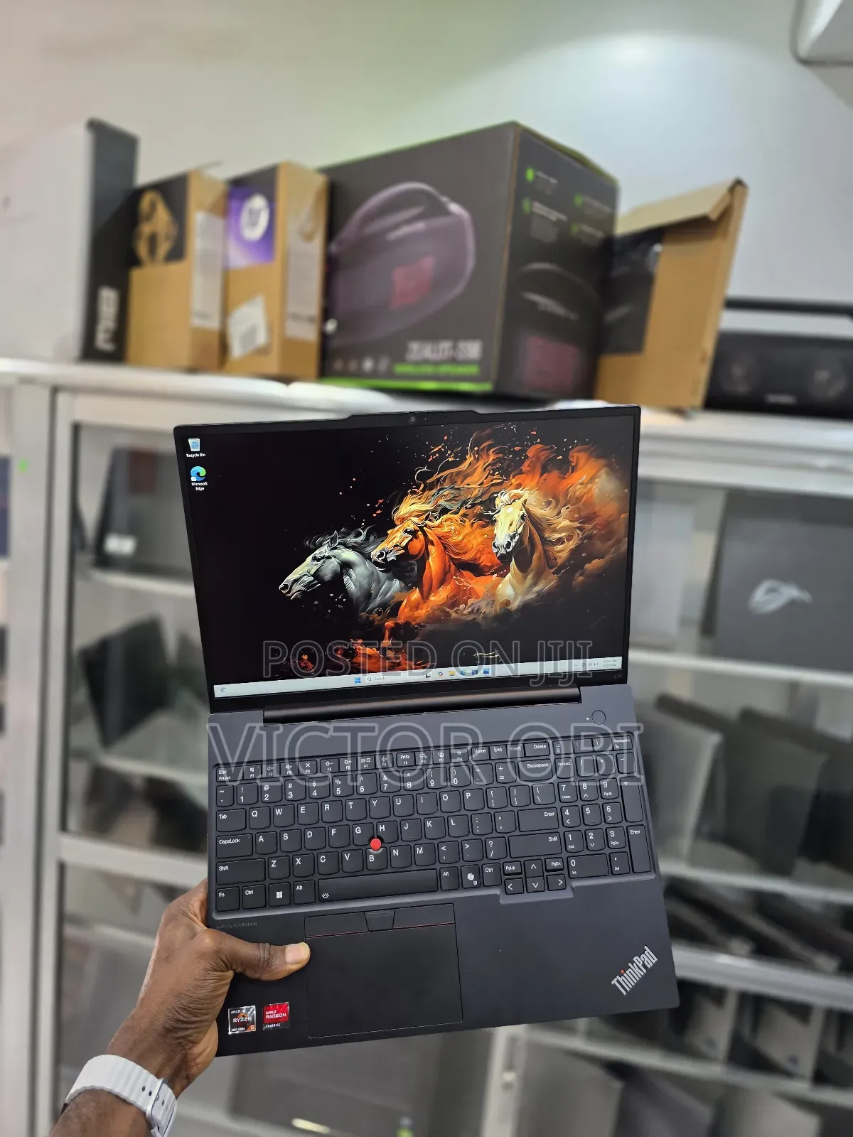 Laptop Lenovo Thinkpad E16 G1 16GB AMD Ryzen 5 SSD 512GB
