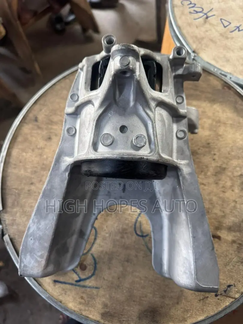Honda Civic 2017/2019 Engine Seat